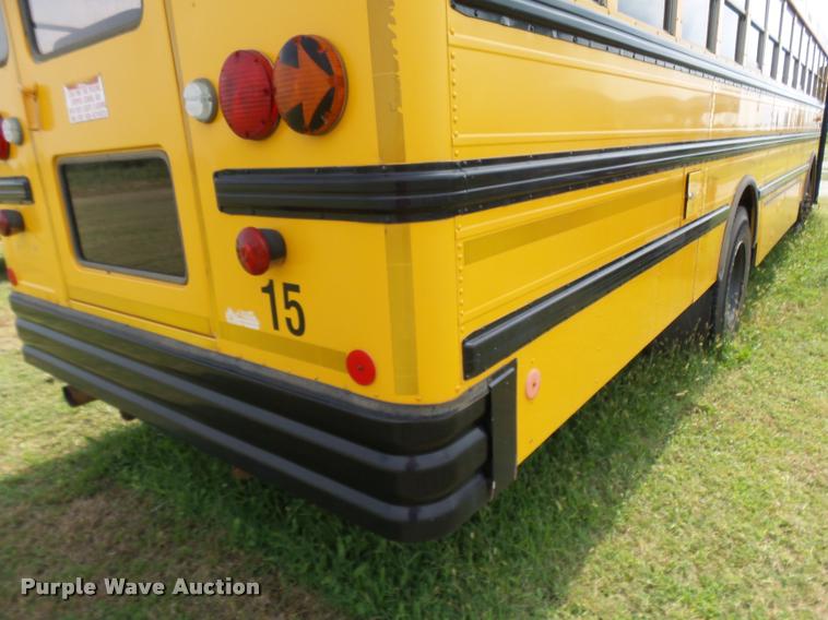 image for item K3017 2002 International Genesis school bus