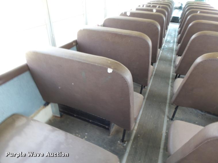 image for item K3017 2002 International Genesis school bus