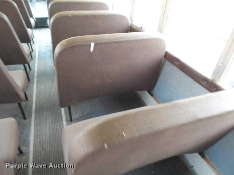 image for item K3017 2002 International Genesis school bus