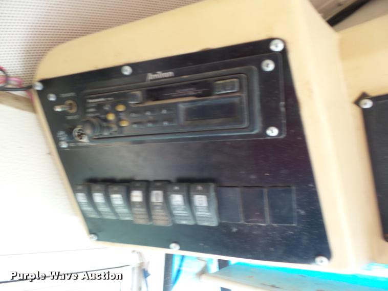 image for item K3017 2002 International Genesis school bus