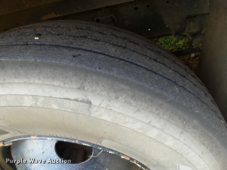 image for item K3017 2002 International Genesis school bus