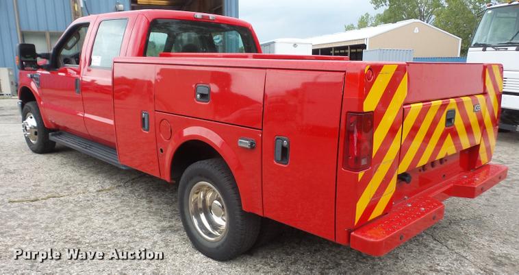 image for item K3524 2010 Ford F350 Super Duty Crew Cab utility truck