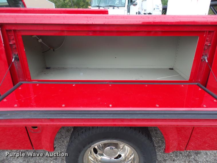 image for item K3524 2010 Ford F350 Super Duty Crew Cab utility truck