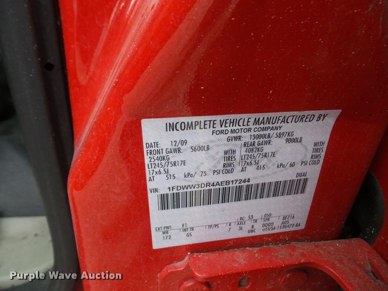 image for item K3524 2010 Ford F350 Super Duty Crew Cab utility truck