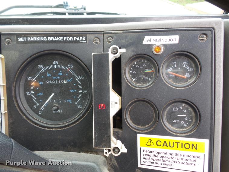 image for item K3525 2002 Sterling SC8000 Cargo Allianz Johnston street sweeper truck