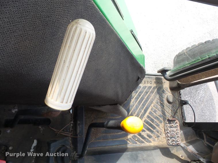 image for item K3527 2000 John Deere 5210 tractor