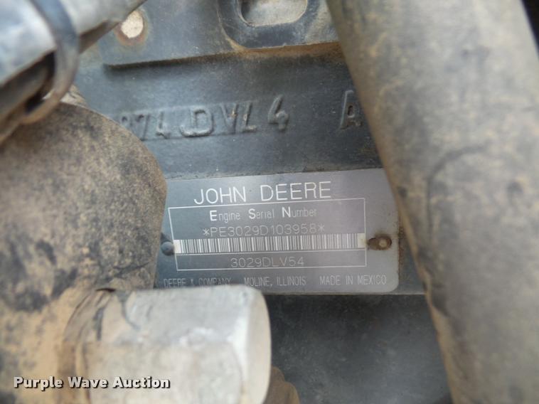 image for item K3527 2000 John Deere 5210 tractor