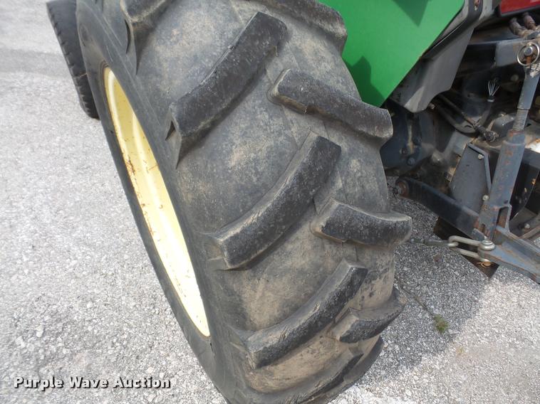 image for item K3527 2000 John Deere 5210 tractor