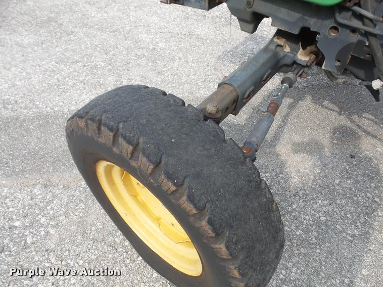 image for item K3527 2000 John Deere 5210 tractor