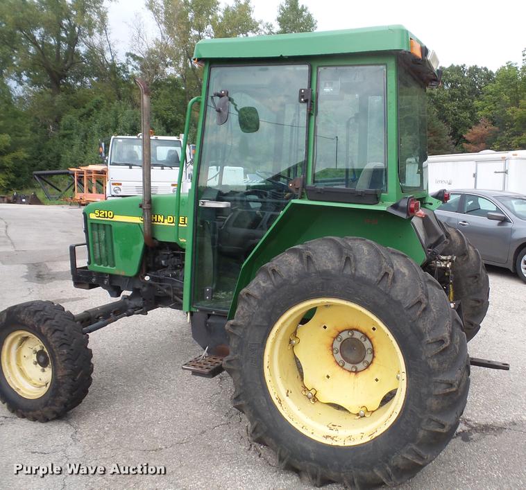 image for item K3528 2000 John Deere 5210 tractor