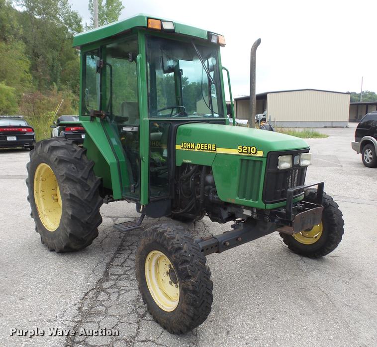 image for item K3528 2000 John Deere 5210 tractor