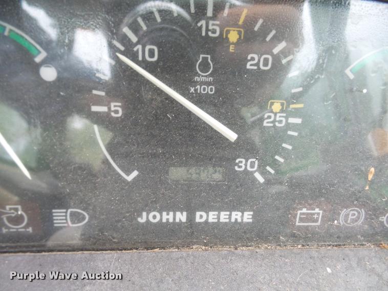 image for item K3528 2000 John Deere 5210 tractor