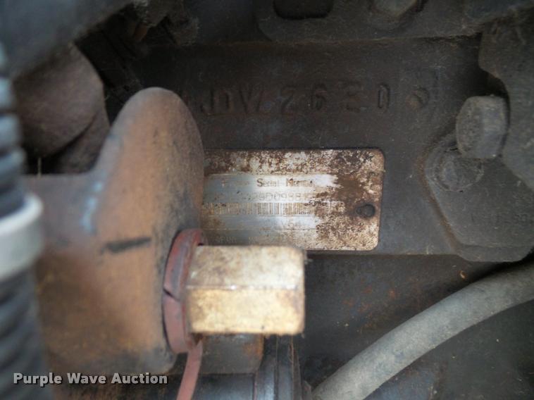 image for item K3528 2000 John Deere 5210 tractor