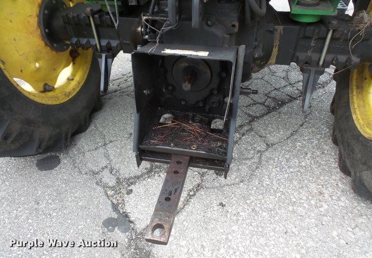 image for item K3528 2000 John Deere 5210 tractor