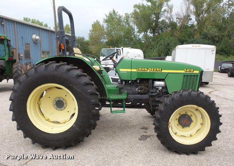 image for item K3529 2000 John Deere 5410 MFWD tractor