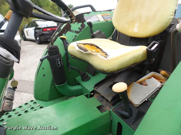 image for item K3529 2000 John Deere 5410 MFWD tractor