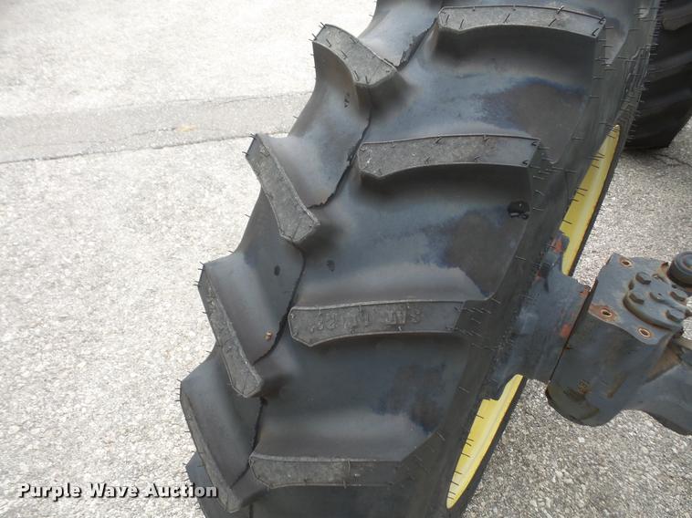 image for item K3529 2000 John Deere 5410 MFWD tractor