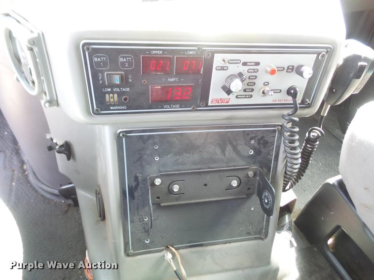 image for item K3615 1999 Ford Econoline E450 ambulance