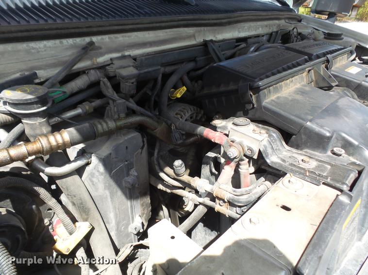 image for item K3615 1999 Ford Econoline E450 ambulance