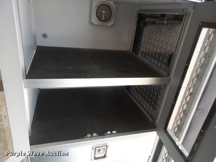 image for item K3615 1999 Ford Econoline E450 ambulance