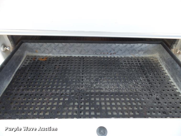 image for item K3615 1999 Ford Econoline E450 ambulance