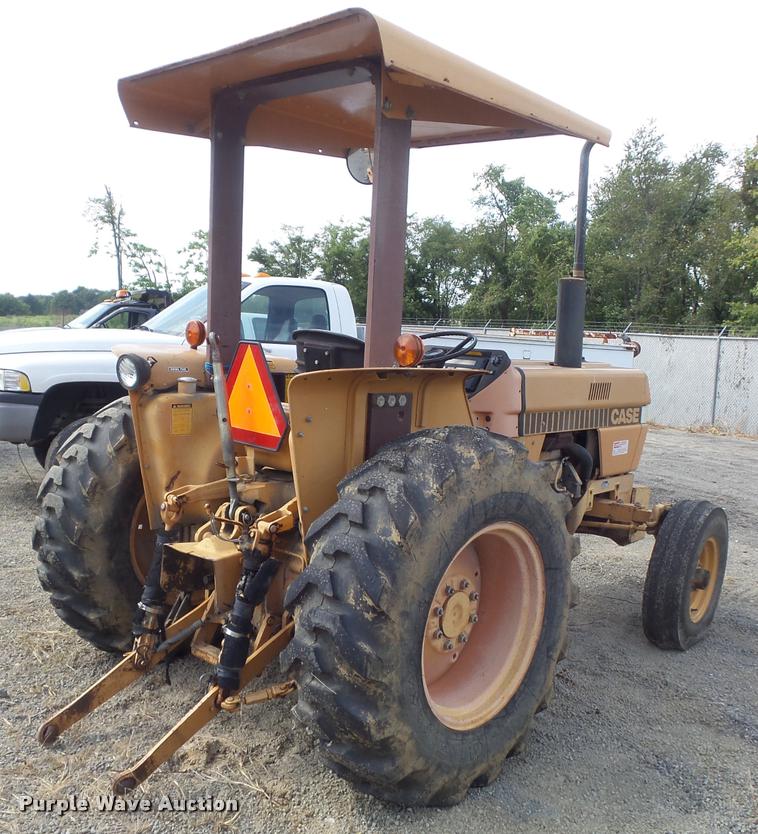 image for item K7725 Case 380B tractor