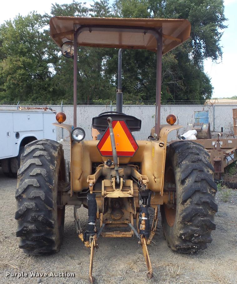 image for item K7725 Case 380B tractor