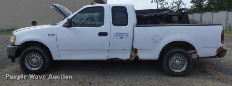 image for item K7726 1998 Ford F150 SuperCab pickup truck