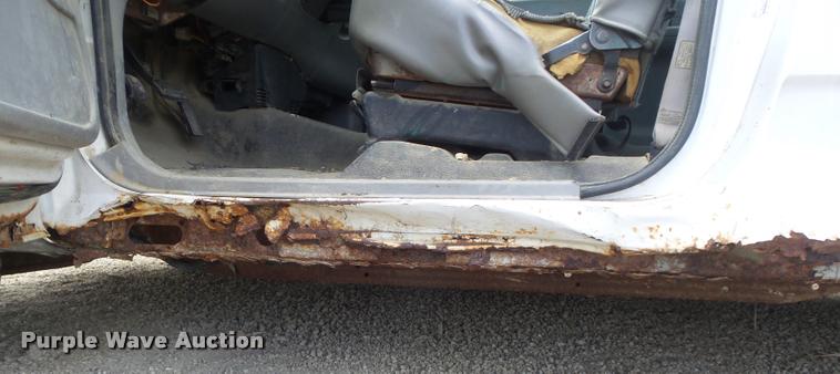 image for item K7726 1998 Ford F150 SuperCab pickup truck