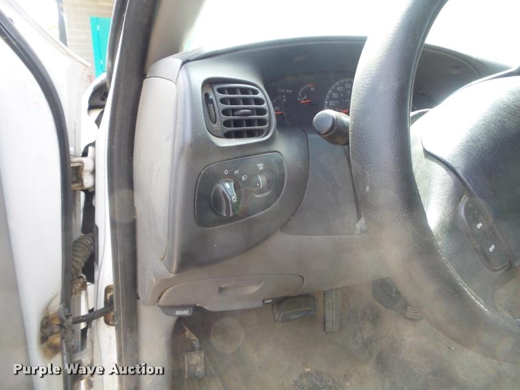 image for item K7726 1998 Ford F150 SuperCab pickup truck