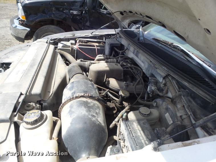 image for item K7726 1998 Ford F150 SuperCab pickup truck