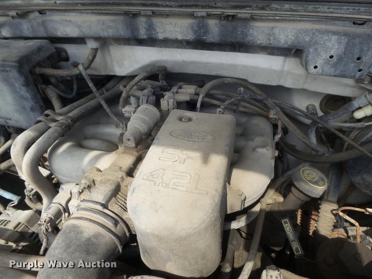 image for item K7726 1998 Ford F150 SuperCab pickup truck