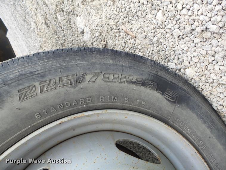 image for item K7727 2003 Ford F550 dump truck