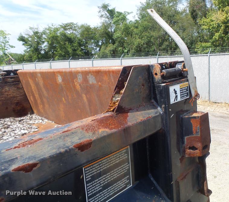 image for item K7727 2003 Ford F550 dump truck