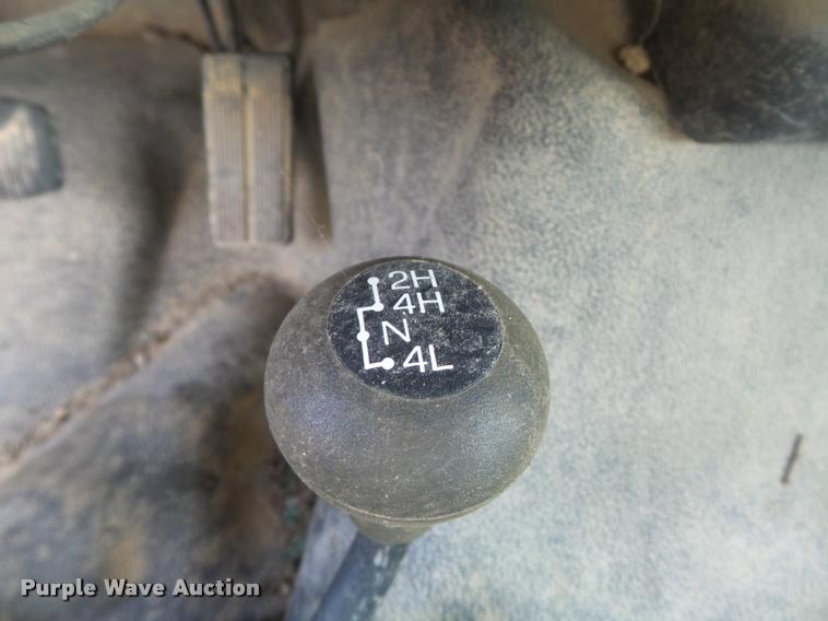 image for item K7727 2003 Ford F550 dump truck