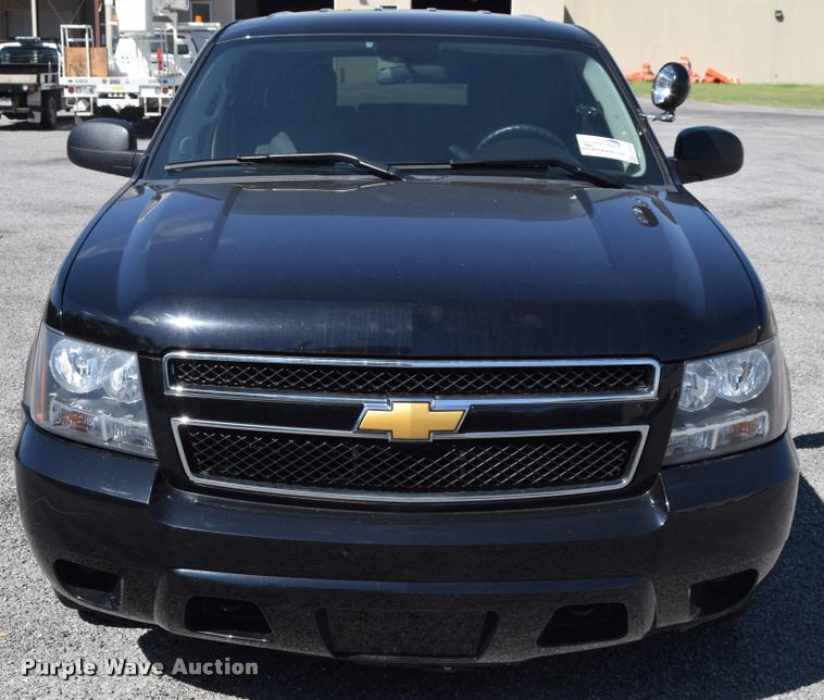 image for item L2564 2013 Chevrolet Tahoe Police SUV