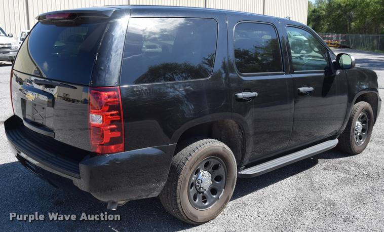 image for item L2564 2013 Chevrolet Tahoe Police SUV
