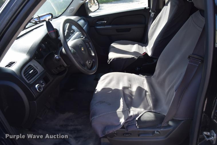 image for item L2564 2013 Chevrolet Tahoe Police SUV