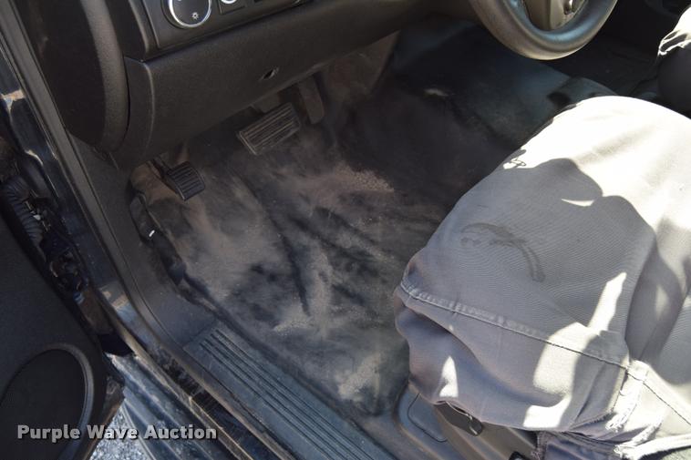 image for item L2564 2013 Chevrolet Tahoe Police SUV