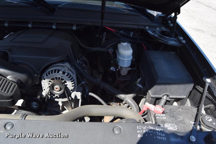 image for item L2564 2013 Chevrolet Tahoe Police SUV