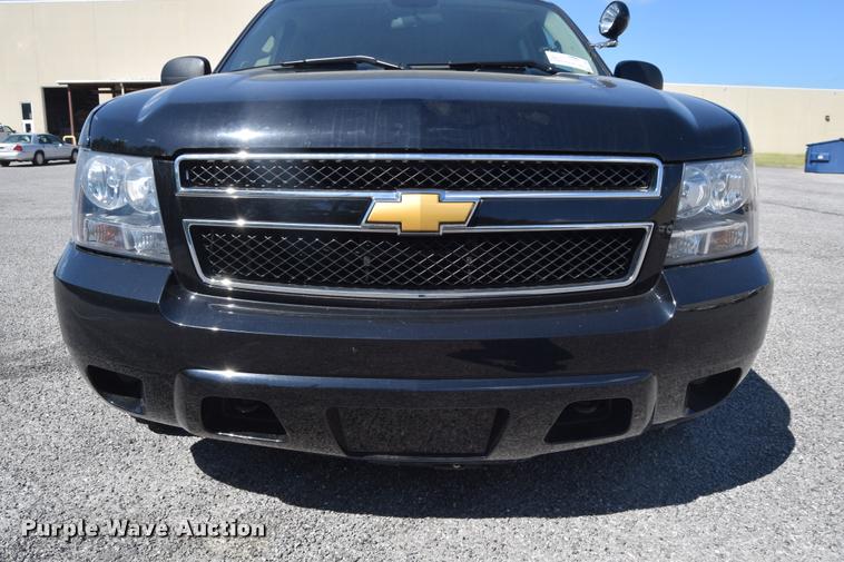 image for item L2564 2013 Chevrolet Tahoe Police SUV