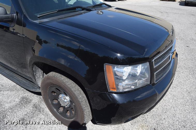 image for item L2564 2013 Chevrolet Tahoe Police SUV