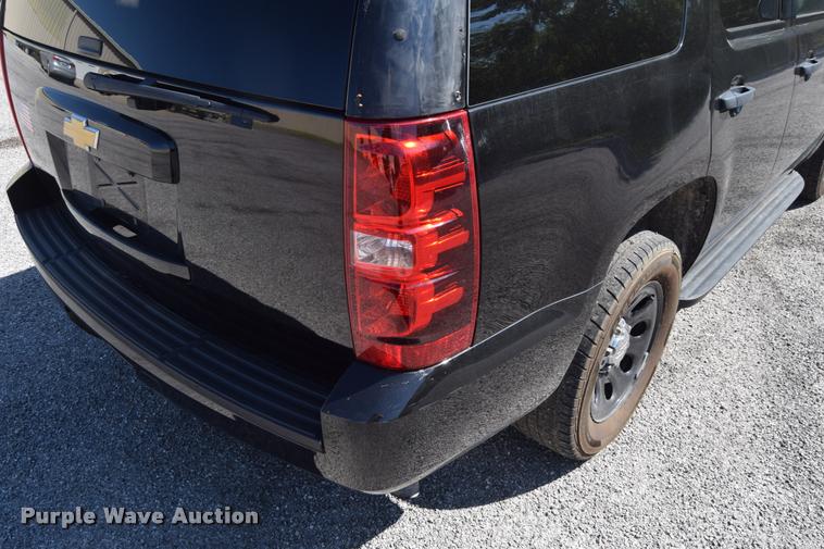 image for item L2564 2013 Chevrolet Tahoe Police SUV