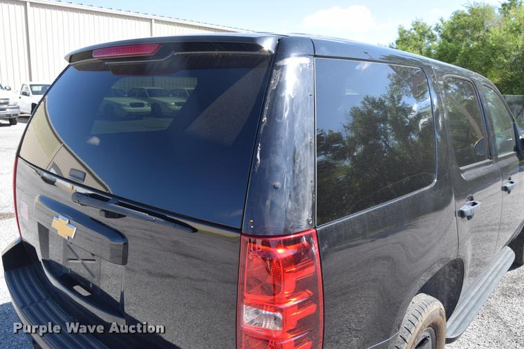 image for item L2564 2013 Chevrolet Tahoe Police SUV