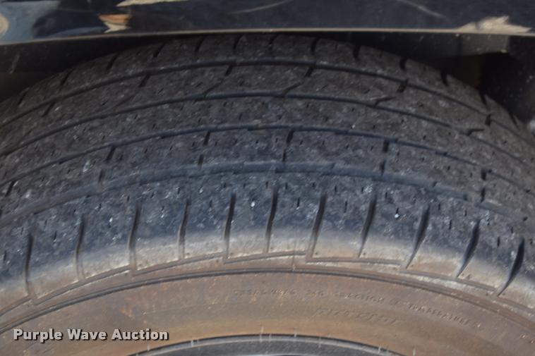 image for item L2564 2013 Chevrolet Tahoe Police SUV