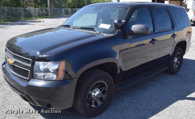 image for item L2565 2013 Chevrolet Tahoe Police SUV