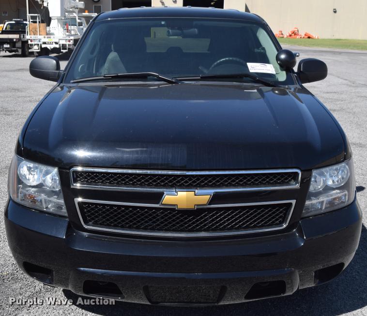image for item L2565 2013 Chevrolet Tahoe Police SUV