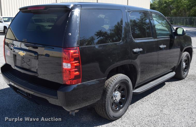 image for item L2565 2013 Chevrolet Tahoe Police SUV