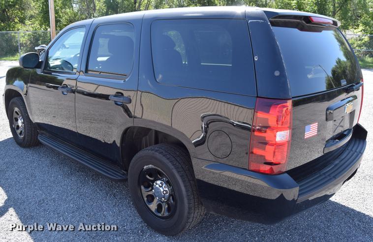 image for item L2565 2013 Chevrolet Tahoe Police SUV