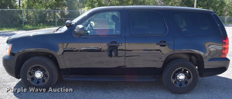 image for item L2565 2013 Chevrolet Tahoe Police SUV
